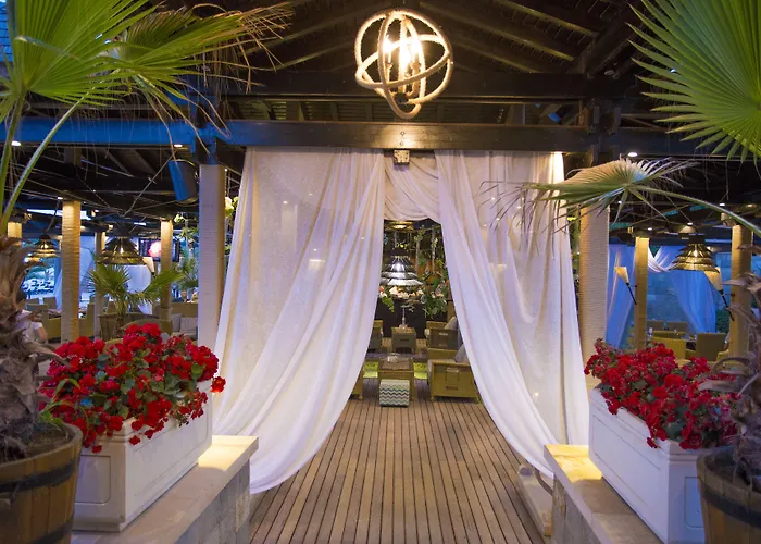 Oasis Resort 4*