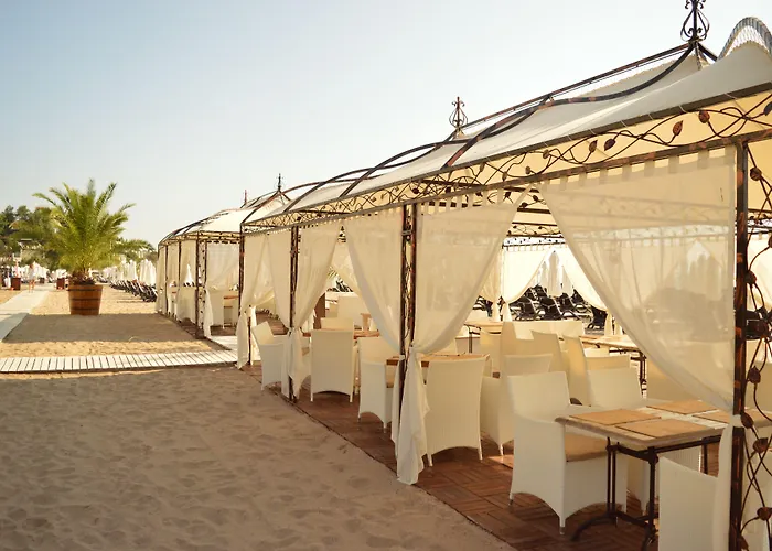 度假村 Oasis 洛泽内茨