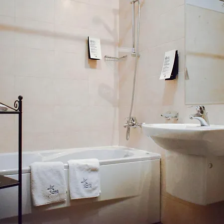 Oasis 4* 洛泽内茨