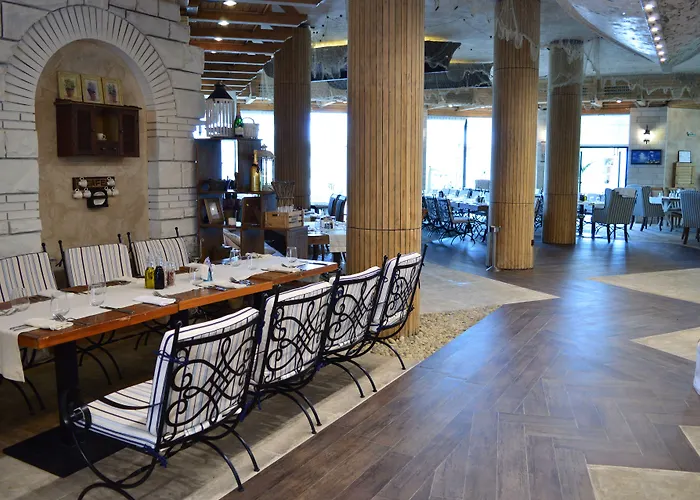 Oasis 度假村 洛泽内茨