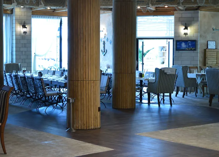 Oasis 4* 洛泽内茨