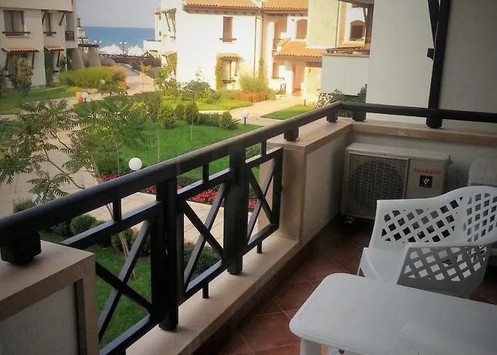 Resort Oasis Lozenets